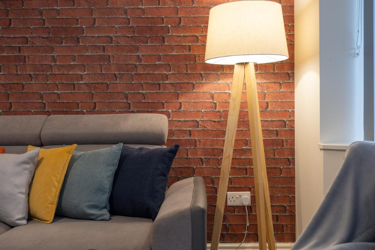 Hazel House Appartement West Bromwich Buitenkant foto