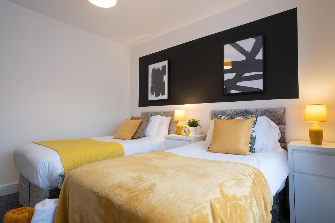 Hazel House Appartement West Bromwich Buitenkant foto